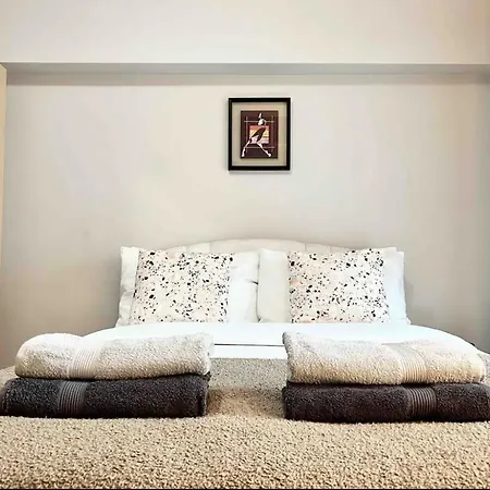 Amazing 2 Bedrooms Modern In סטרה זגורה
