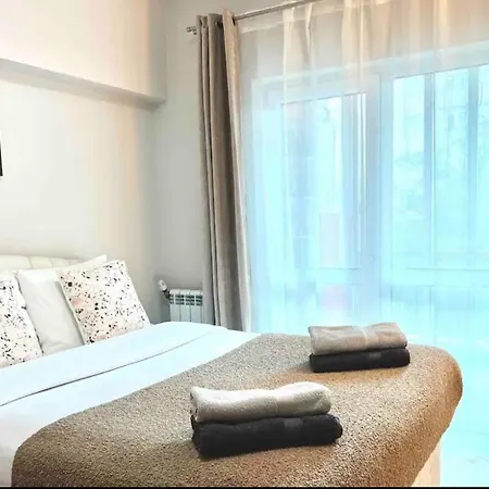 Amazing 2 Bedrooms Modern In דירה סטרה זגורה